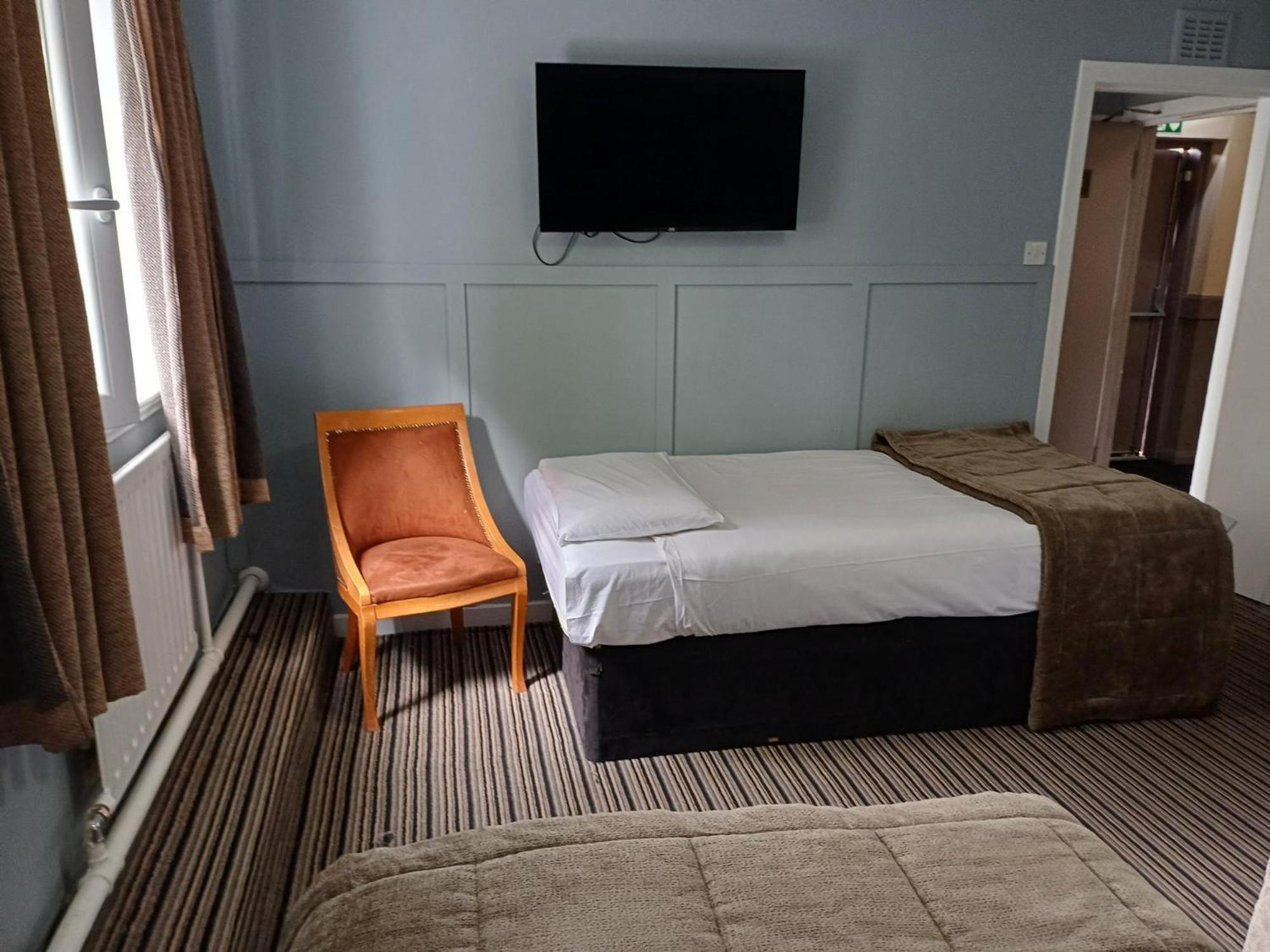 Kings Park Hotel — Photos 2
